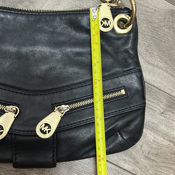 Michael Kors Black Leather Shoulder Bag - Picture 8 of 9
